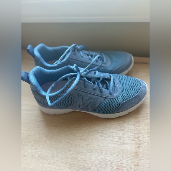 Vionic Aviate Women's Orthotic Supportive Sneaker, Blue, Size 9.5 - Picture 5 of 15